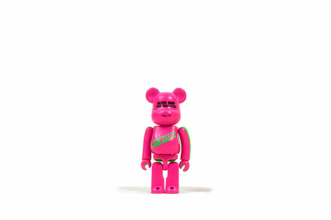 Bearbrick Sex Pistols Japan Limited Edition Pink Green Bearbrick Sex Pistols Japan Limited Edition Pink Green