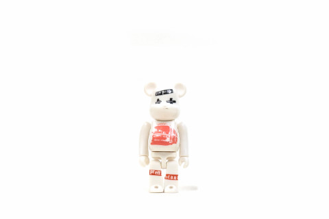 Bearbrick Sex Pistols Japan Limited Edition Pretty Vacant Bearbrick Sex Pistols Japan Limited Edition Pretty Vacant