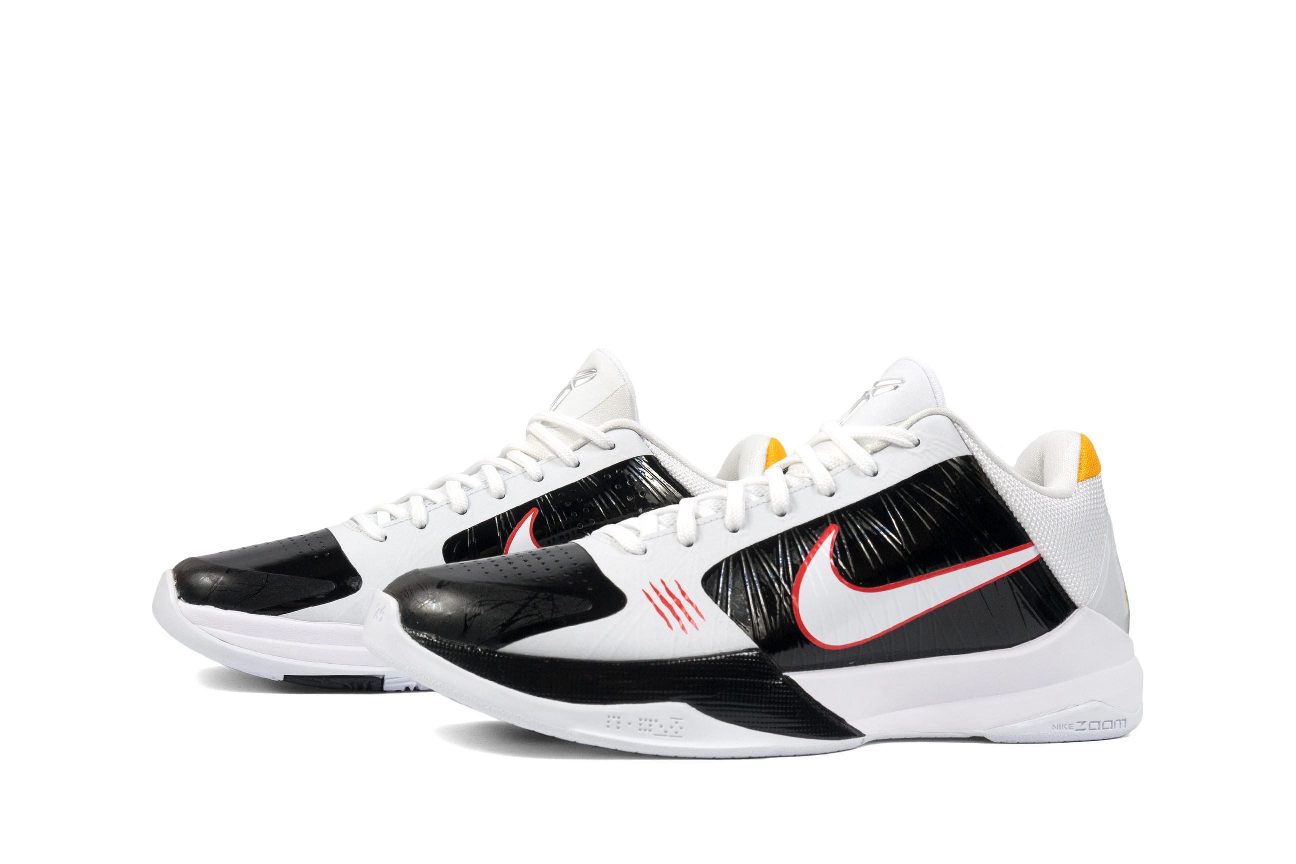 kobe bruce lee white