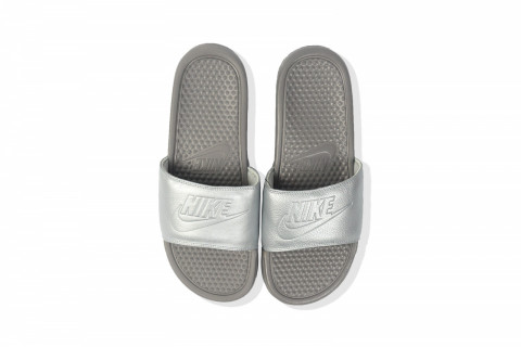 Nike WMNS Benassi JDI Metalic Silver