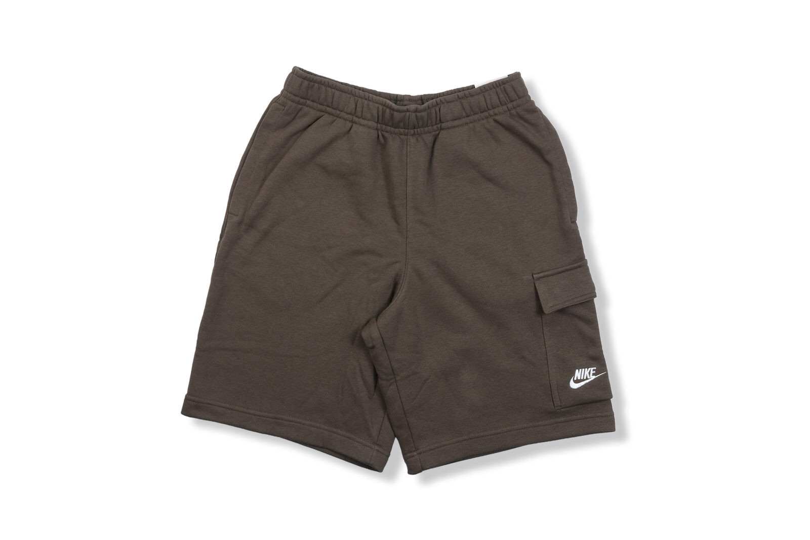 nike sportswear club cargo shorts