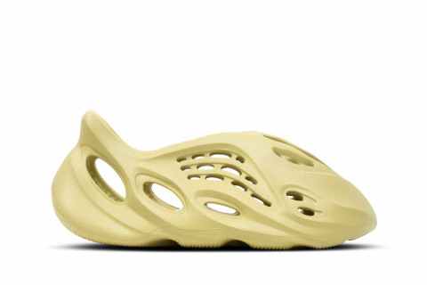 adidas Yeezy Foam RNNR Sulfur