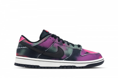 Nike Dunk Low Premium Graffiti Pink