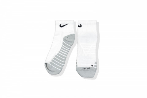 Nike Everyday Max Cushioned Training Ankle Socks - White