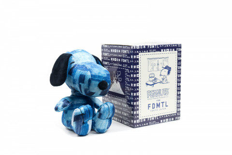 7-Eleven x PEANUTS x FDMTL Collectible Teatime Snoopy Plush Toy