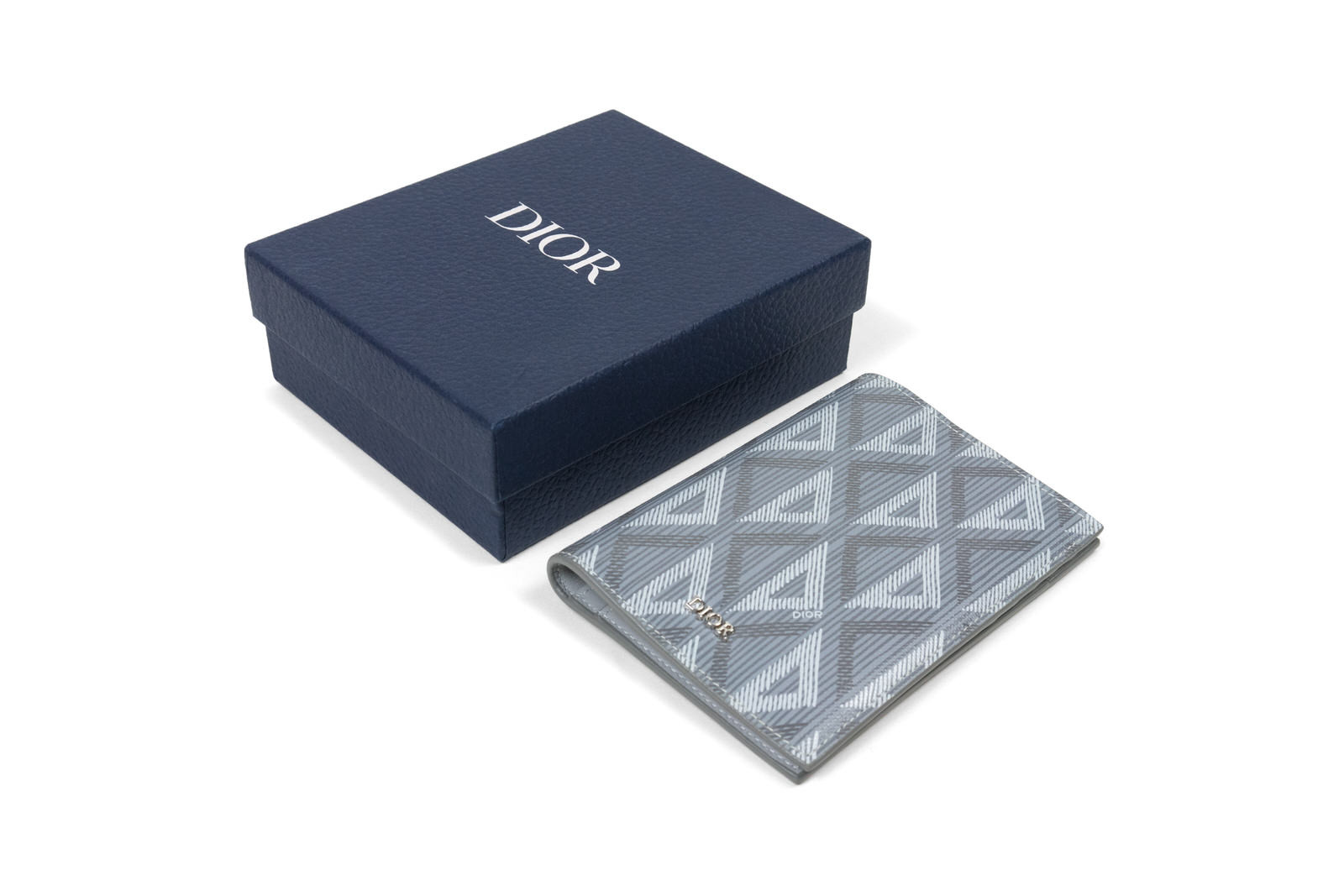 Dior Passport Cover Gray CD Diamond Canvas GLAB.VN