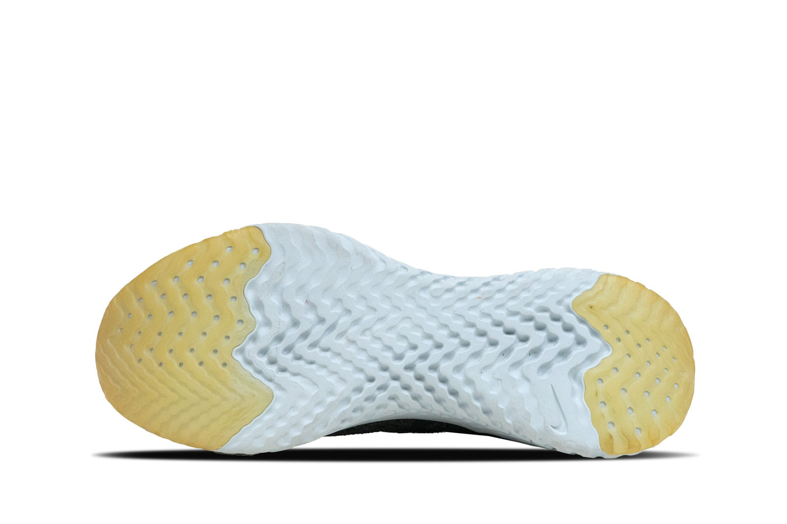 nike epic react cargo khaki