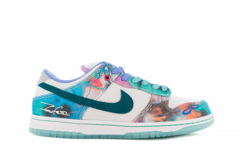 Nike SB Dunk Low Futura Laboratories Bleached Aqua