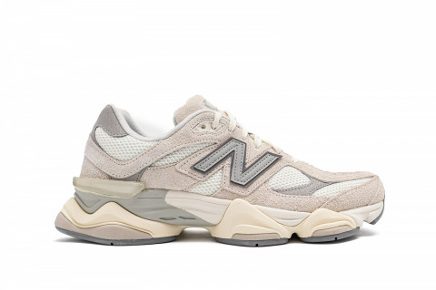 New Balance 9060 ‘Moonbeam Sea Salt’