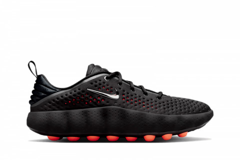 Nike Mind 002 Black Hyper Crimson