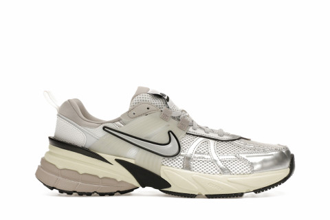 Nike V2K Run Summit White Metallic Silver